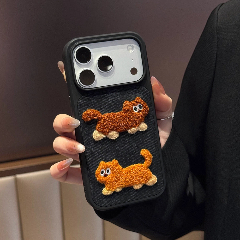 Dachshund & Garfield Embroidered Phone Case - TRLab Shop
