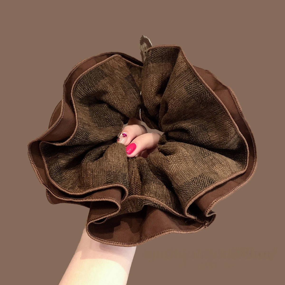 Double Espresso Wavy Hem Scrunchie - TRLab Shop