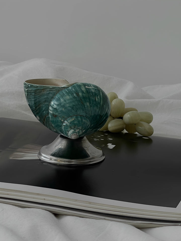 Silver & Green Conch Short-stemmed Wine Glass