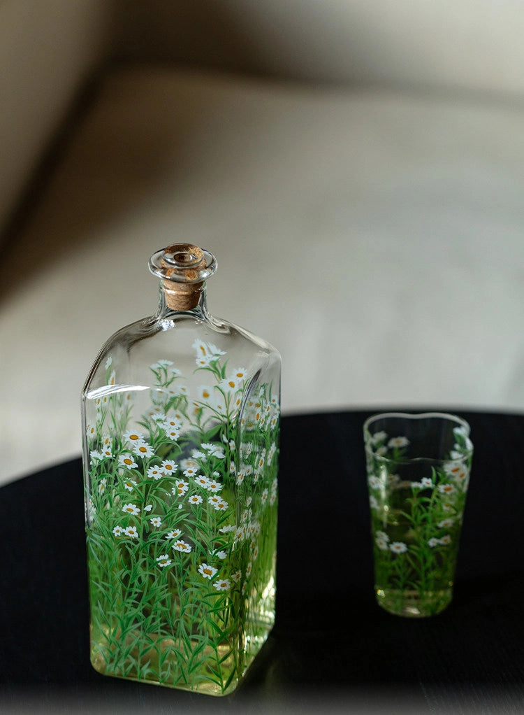 Fresh Daisies Glass Cold Brew Bottle