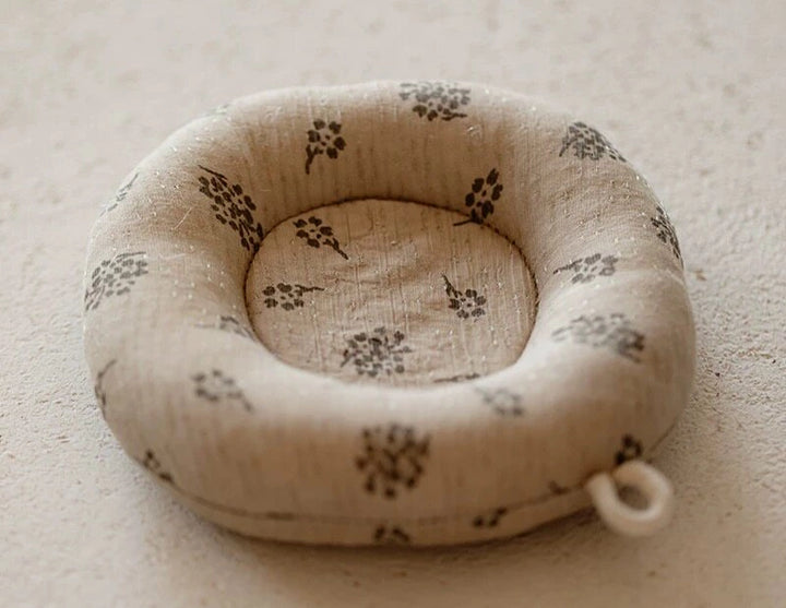 Donut-Shaped Round Storage Mat