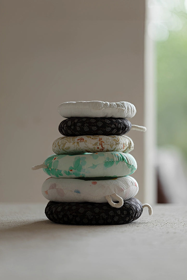 Donut-Shaped Round Storage Mat