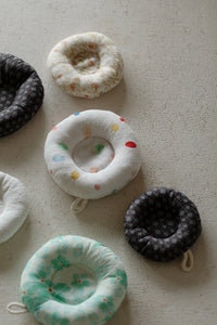 Donut-Shaped Round Storage Mat