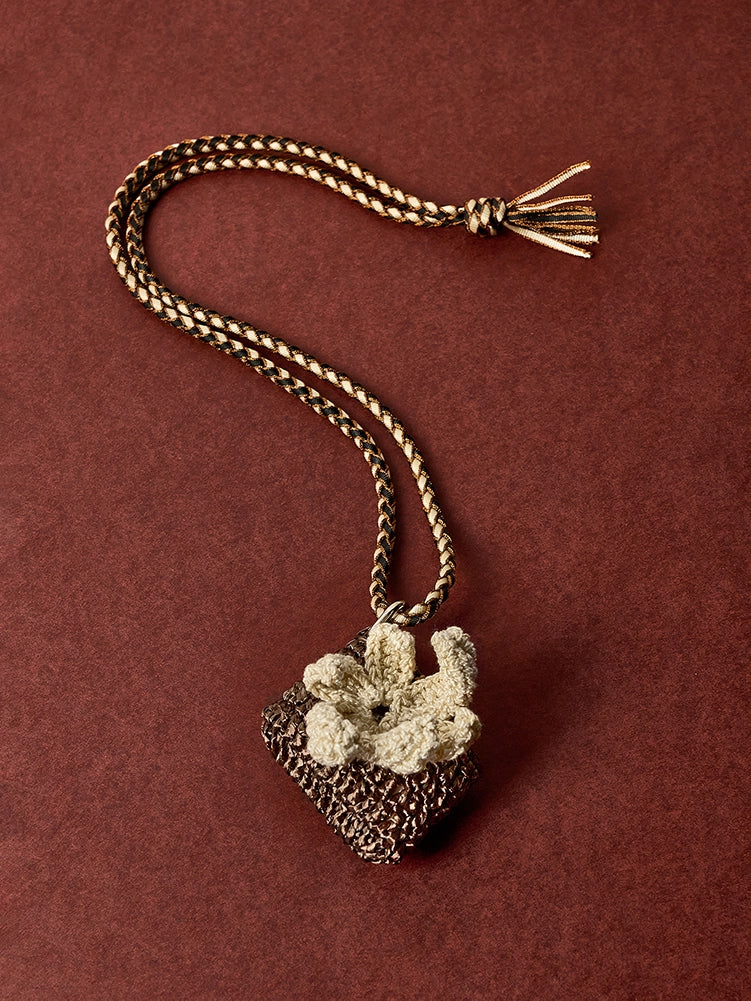 Cozy Sweater Floral AirPods Charm - TRLab Shop
