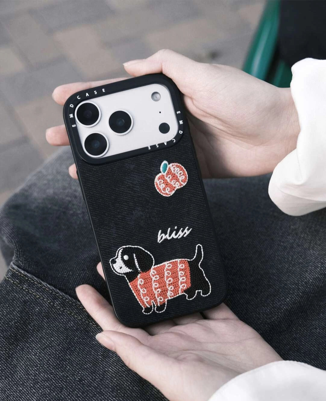 Embroidered Dachshund Phone Case - TRLab Shop
