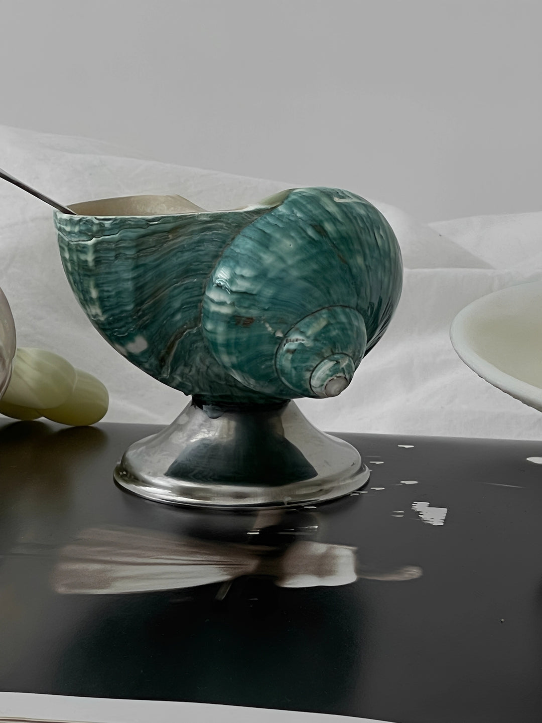 Silver & Green Conch Short-stemmed Wine Glass