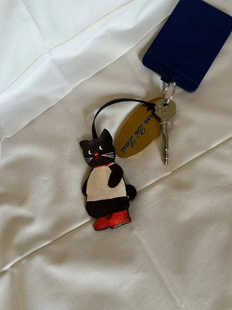 Black Cat & Apple Double-Sided Charm - TRLab Shop