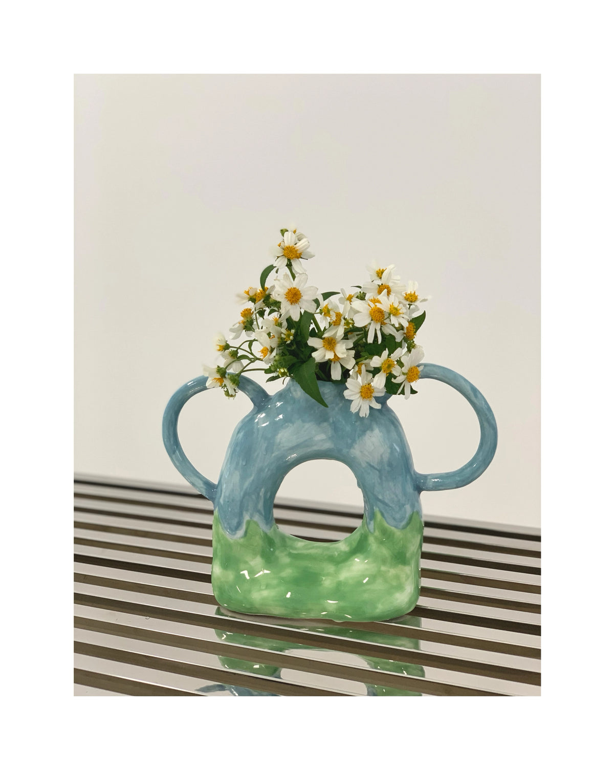 Ceramic Donut Twin-Handled Vase - TRLab Shop