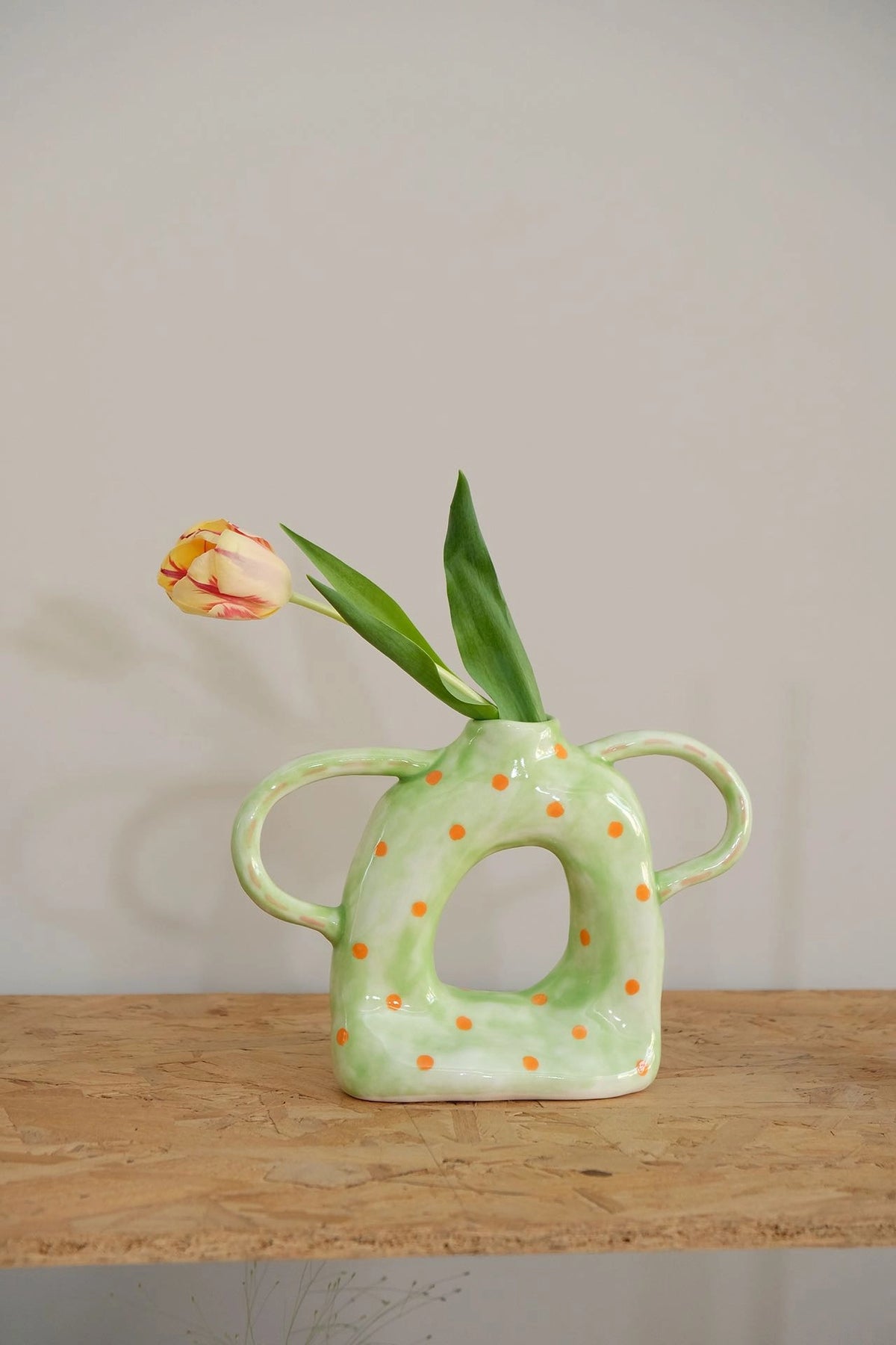 Ceramic Donut Twin-Handled Vase - TRLab Shop