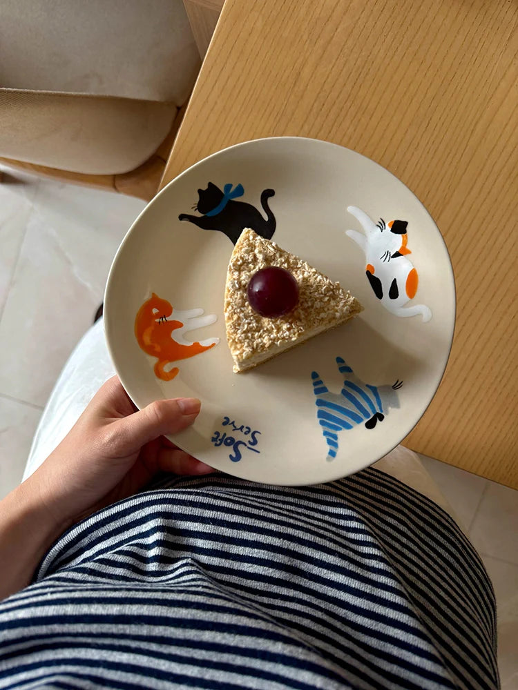 Cat Nap Hand-Painted Ceramic Plate - TRLab Shop