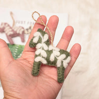 Felted Spring-Leaf Ponys Charm - TRLab Shop