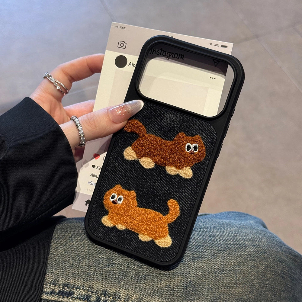 Dachshund & Garfield Embroidered Phone Case - TRLab Shop