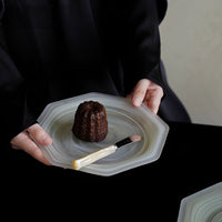 Green octagonal matte glass plate with smooth finish, ideal for serving or decorative use, by TRLab Shop.