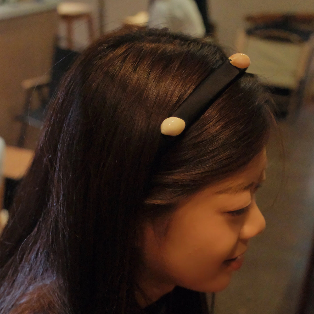 Natural Seashell Satin Sponge Headband