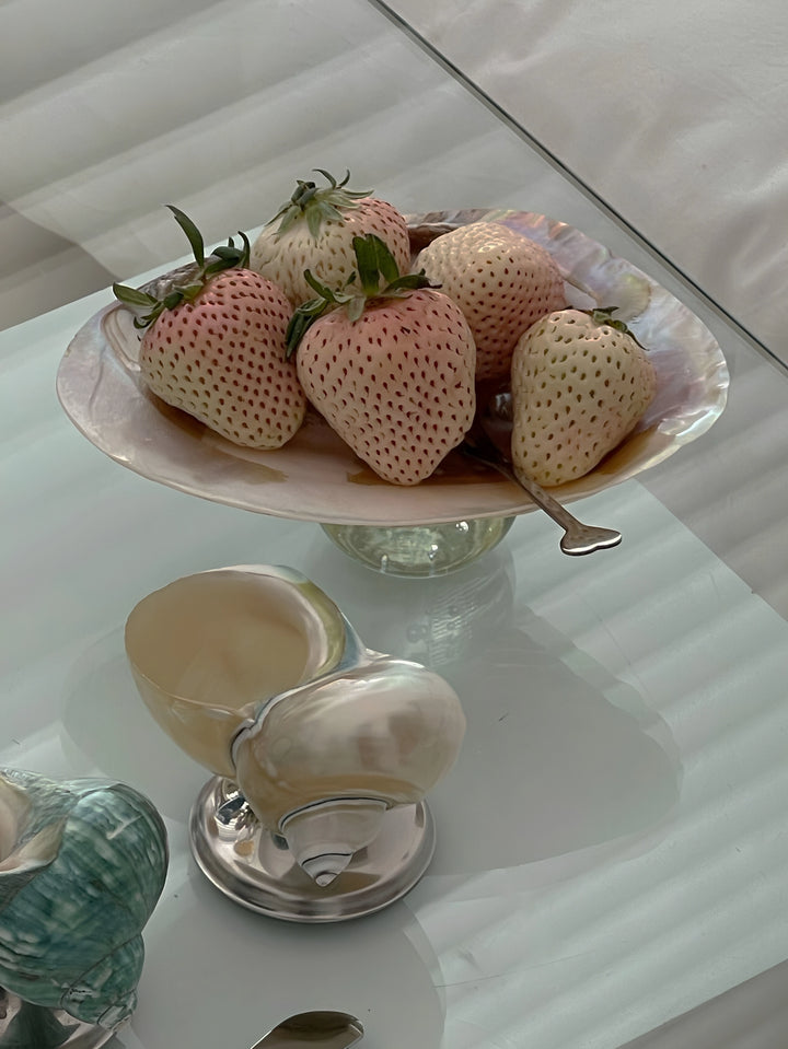 Silver & Green Conch Short-stemmed Wine Glass