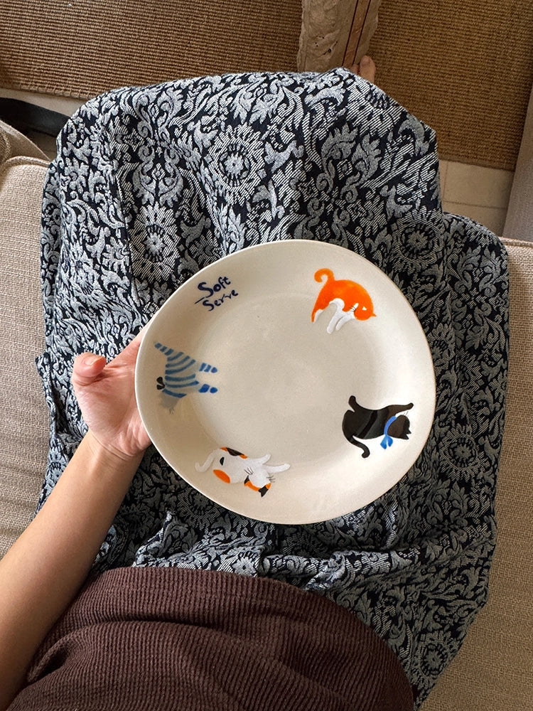 Cat Nap Hand-Painted Ceramic Plate - TRLab Shop
