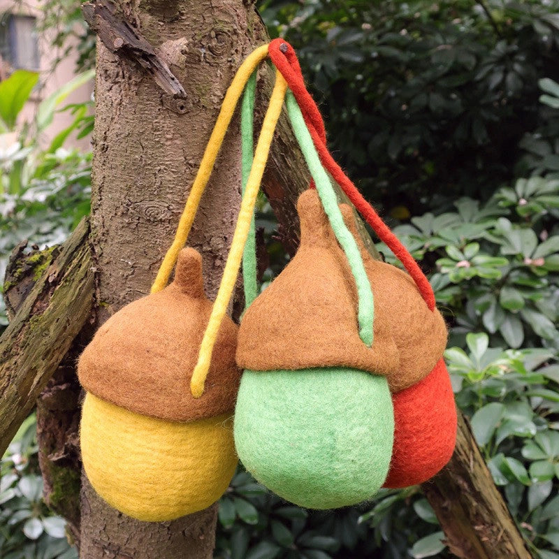 Felted Harvest Nut Hangbag