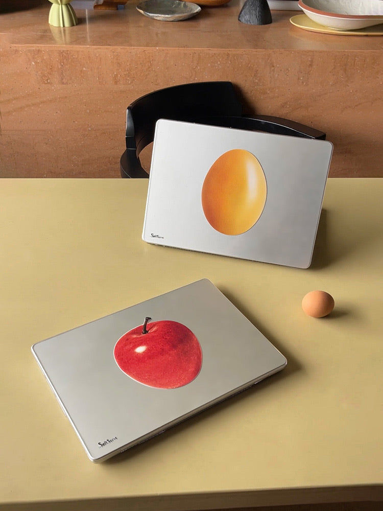 Tasty Family Egg Laptop Case - TRLab Shop