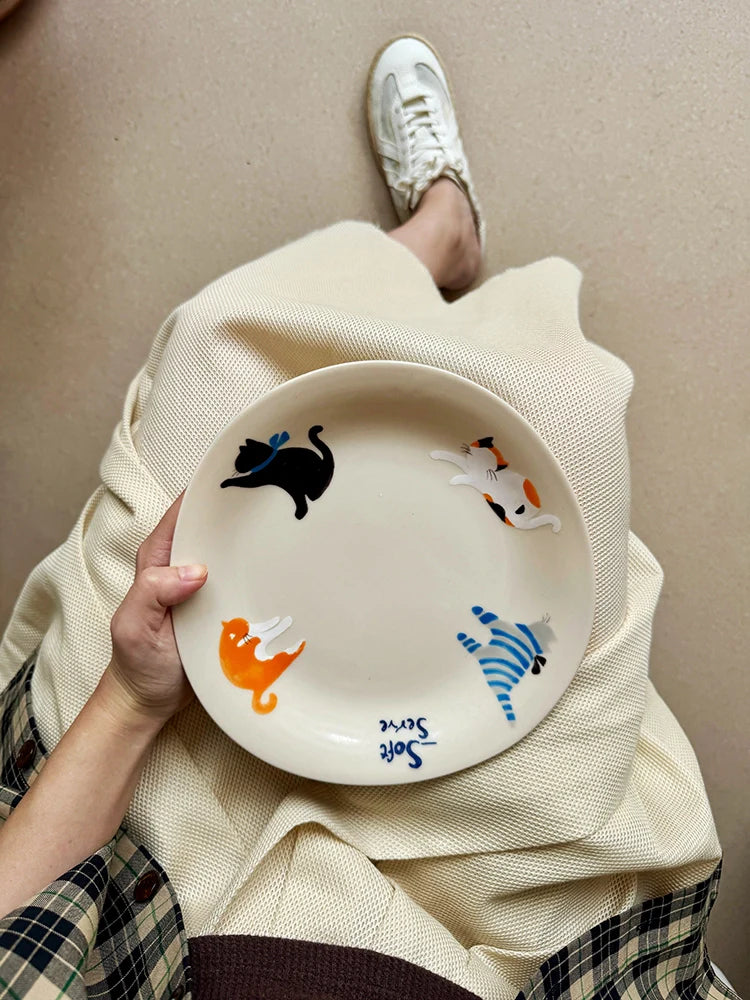 Cat Nap Hand-Painted Ceramic Plate - TRLab Shop