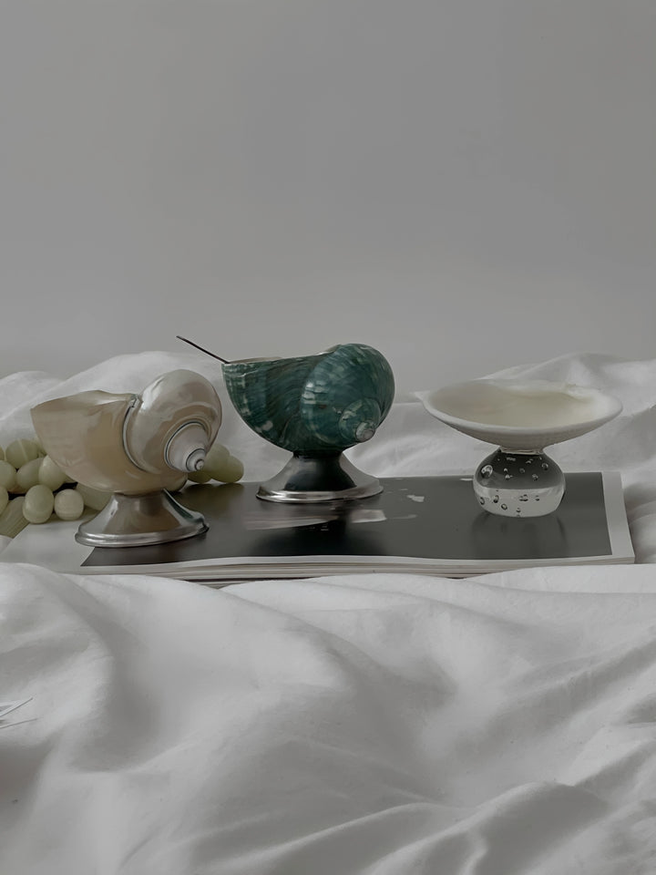 Silver & Green Conch Short-stemmed Wine Glass