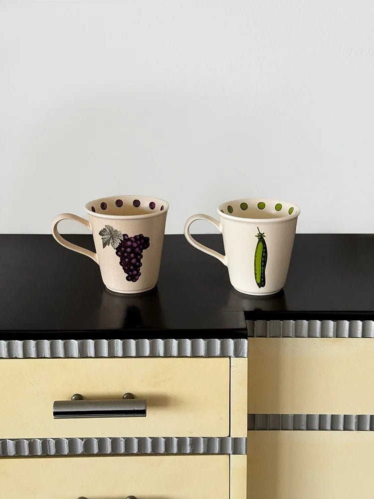 Grapes & Pods Cluster Mug - TRLab Shop