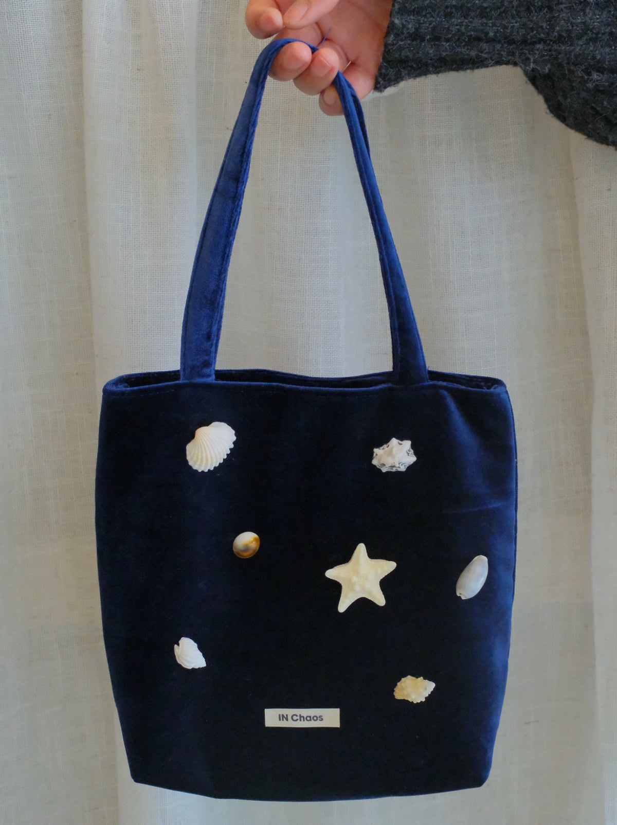 Natural Shell Velvet Handbag