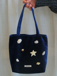 Natural Shell Velvet Handbag