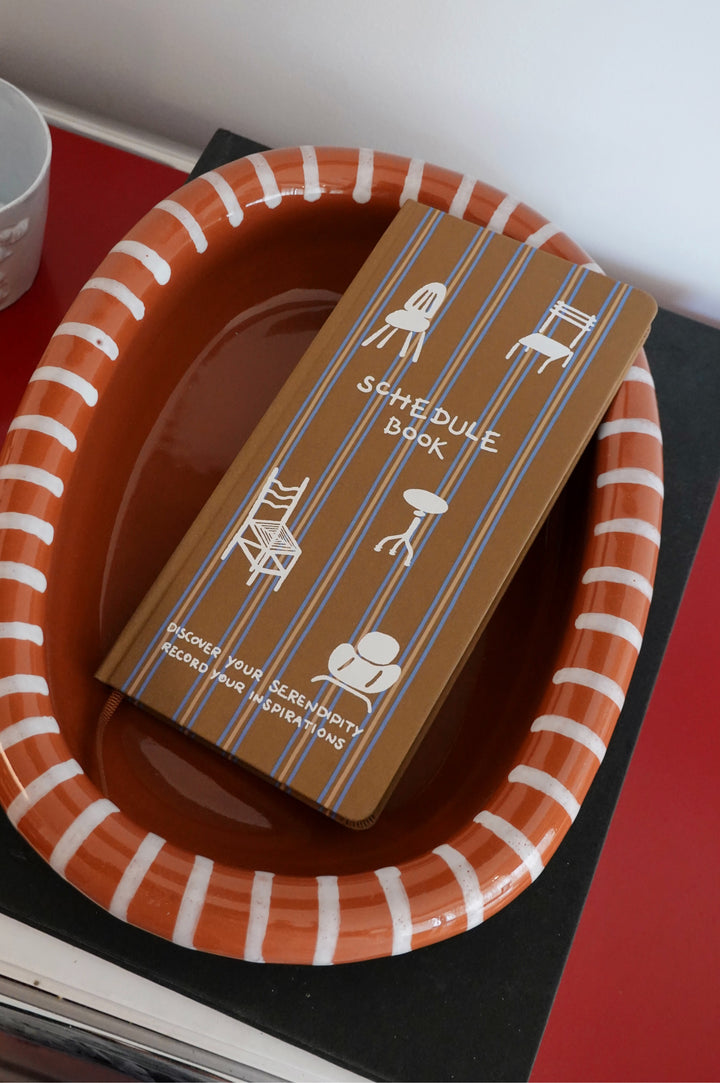 Chair Up Half Year Free Schedule Book