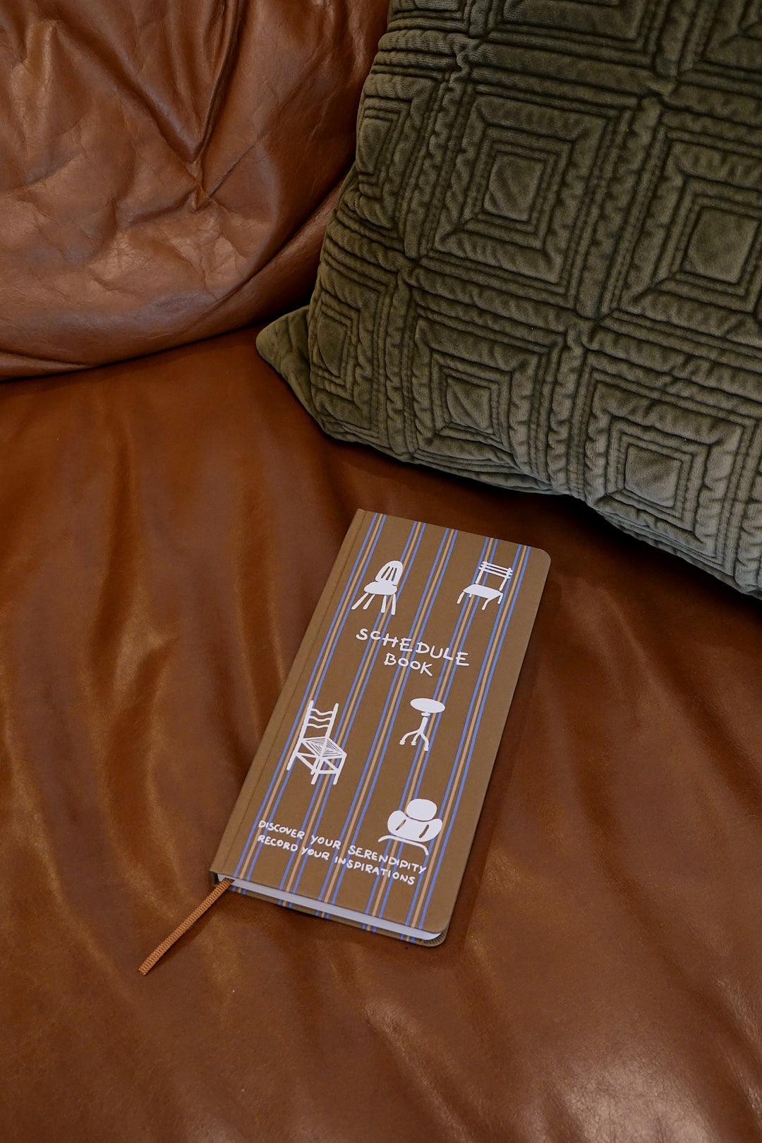 Chair Up Half Year Free Schedule Book