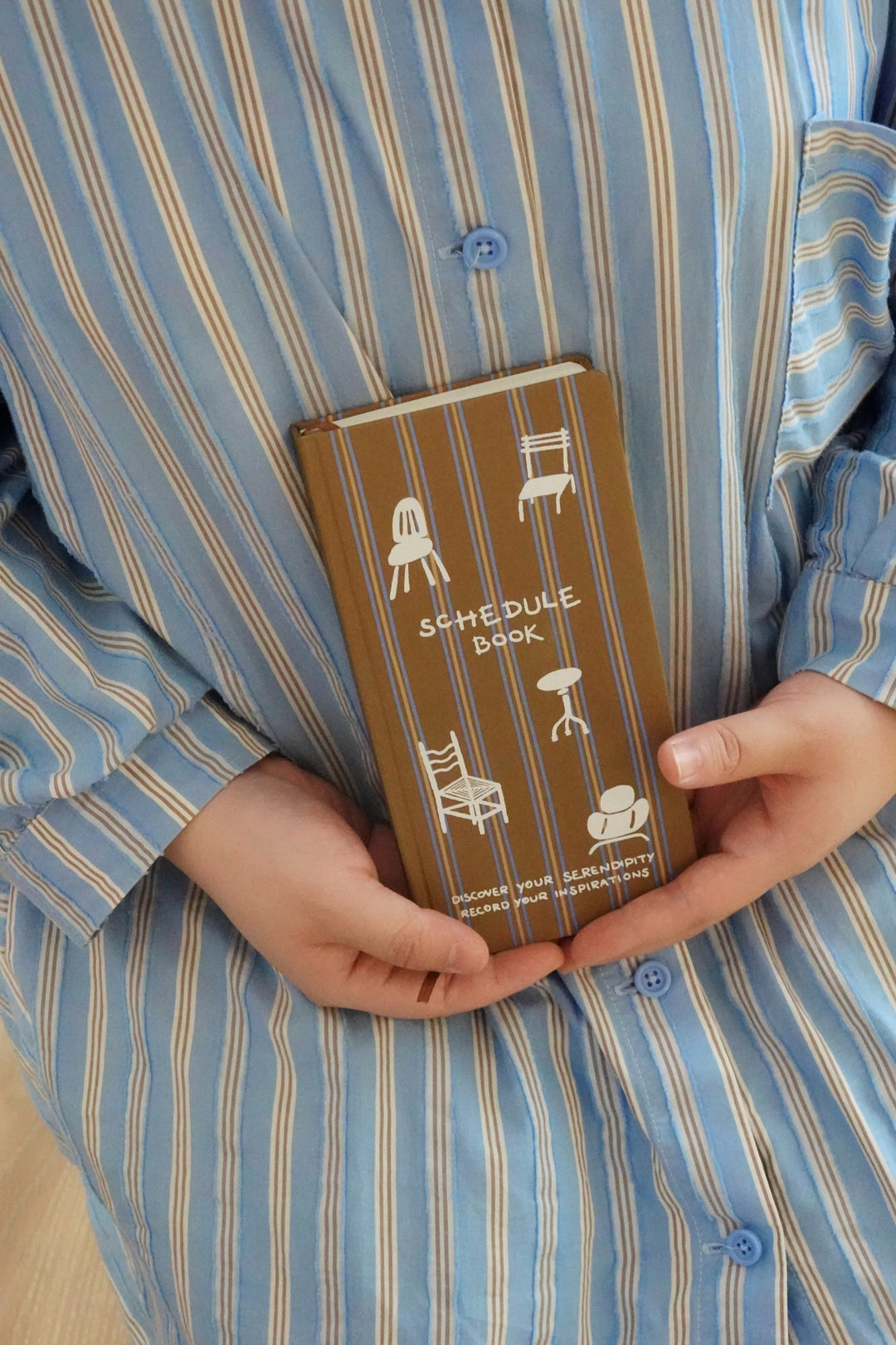 Chair Up Half Year Free Schedule Book