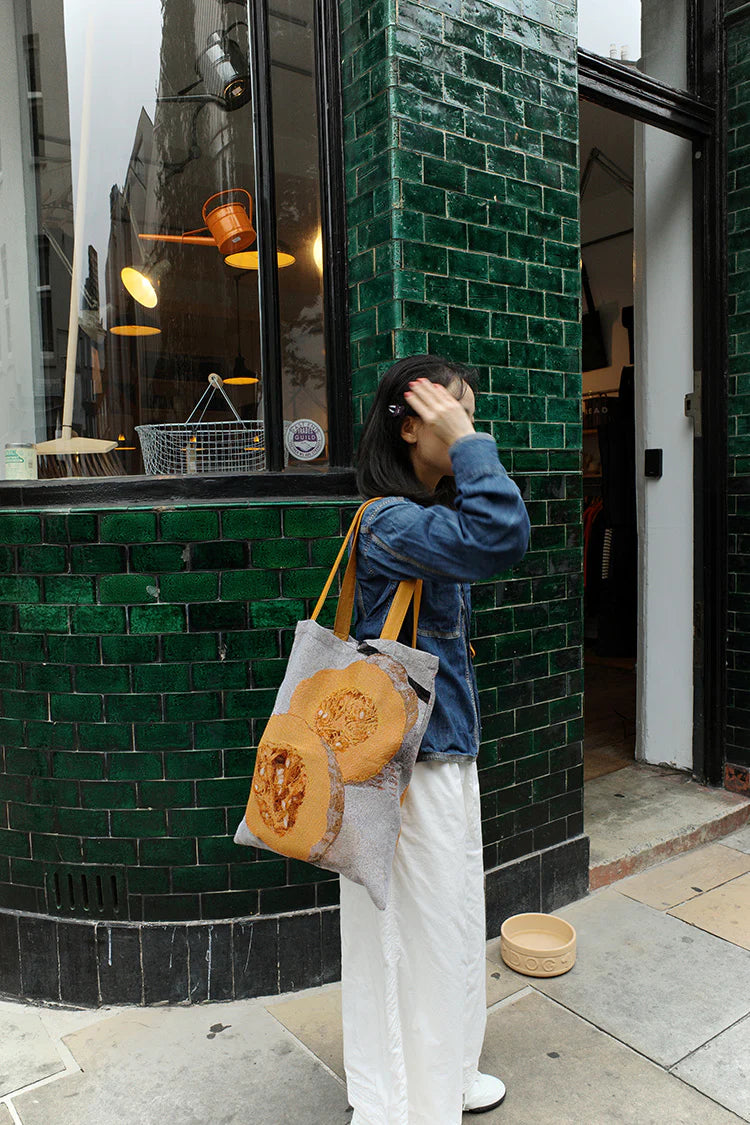 Halved Pumpkin Tote Bag - TRLab Shop