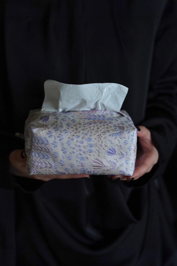 Purple-pink oil painting style tissue pack with artistic design, featuring soft tissue boxes in a decorative, colorful pattern.