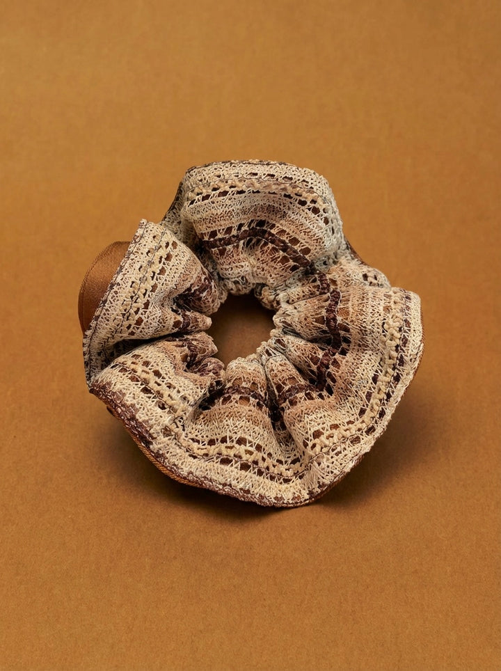 Café au Lait Lace Wavy Hem Scrunchie - TRLab Shop