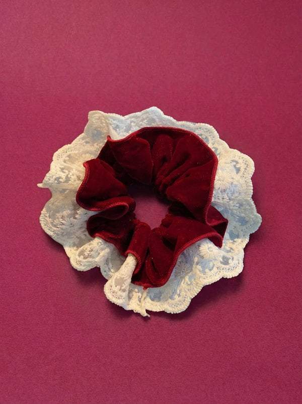 Lace-Adorned Velvet Wavy Hem Scrunchie - TRLab Shop