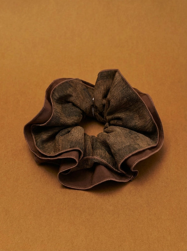 Double Espresso Wavy Hem Scrunchie - TRLab Shop