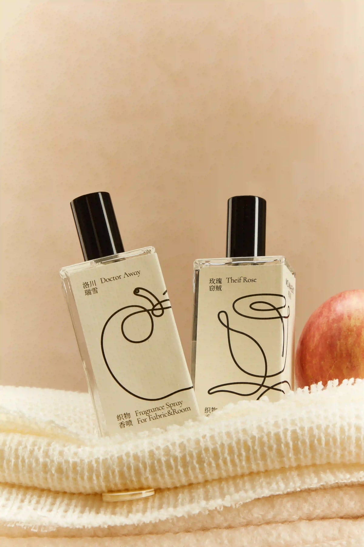 Bitten Apple Scented Sculptural Wax & Spray - TRLab Shop