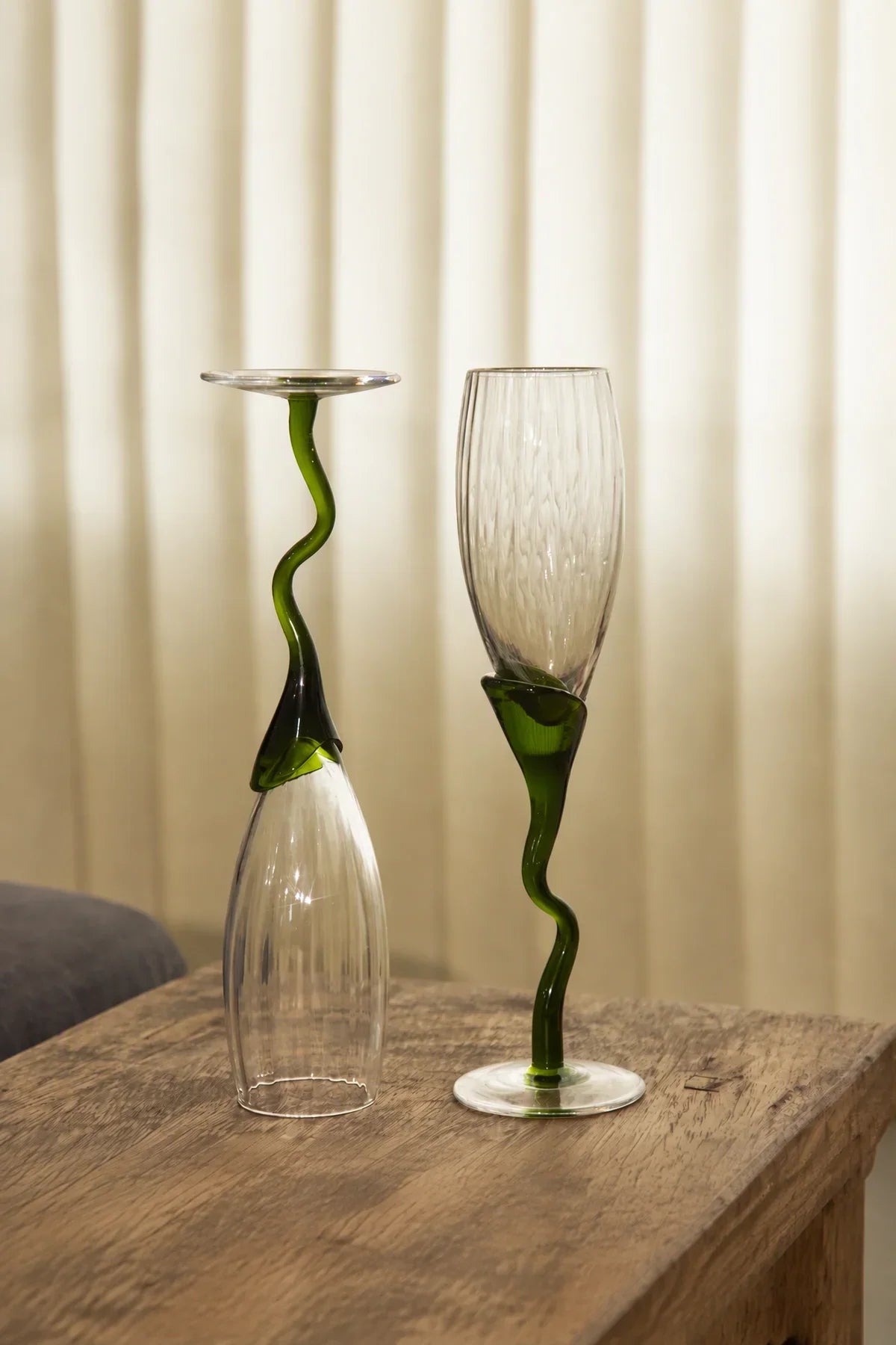 Tendril Hour Moss Green Glass Wine Glass