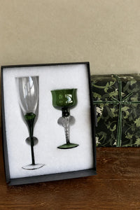 Tendril Hour Moss Green Glass Wine Glass