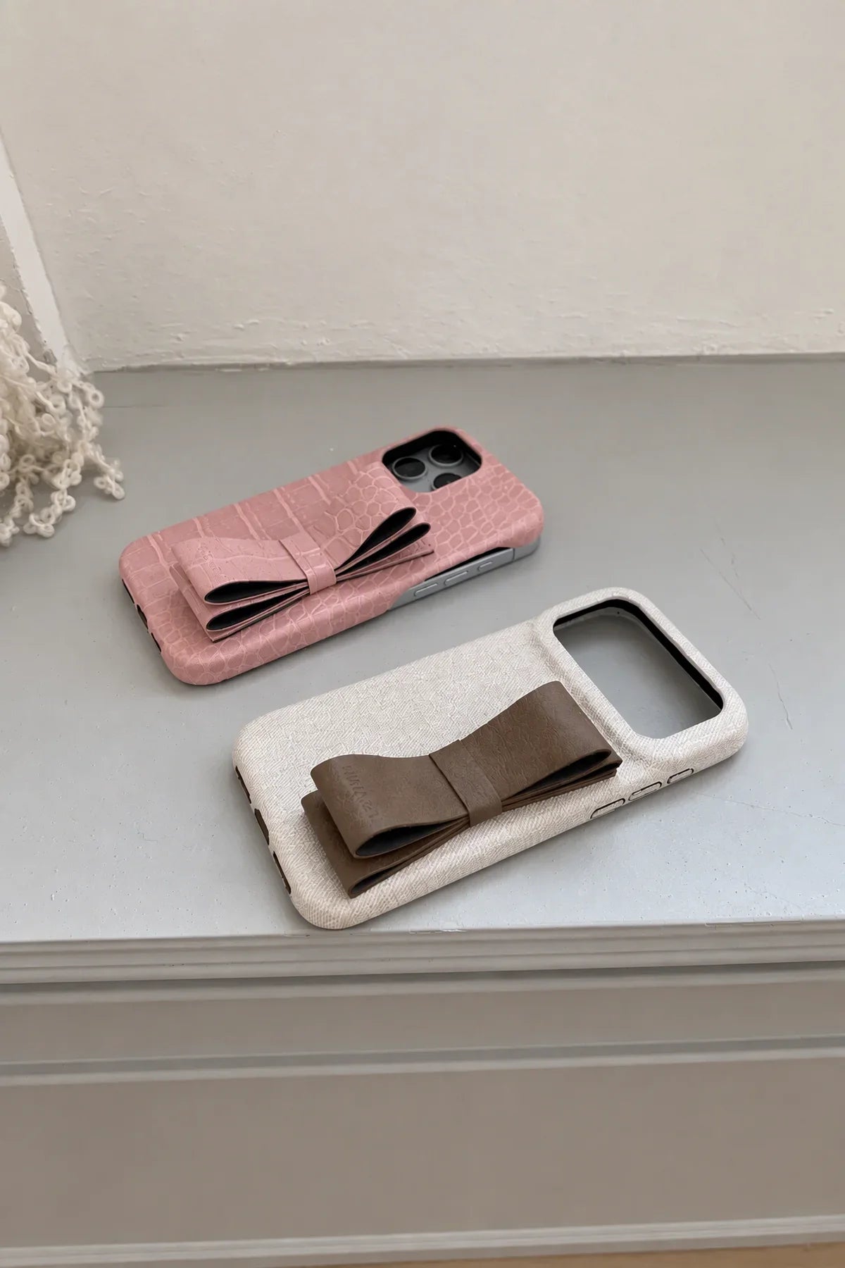 Gift Wrapped Pink Crocodile-Look Phone Case