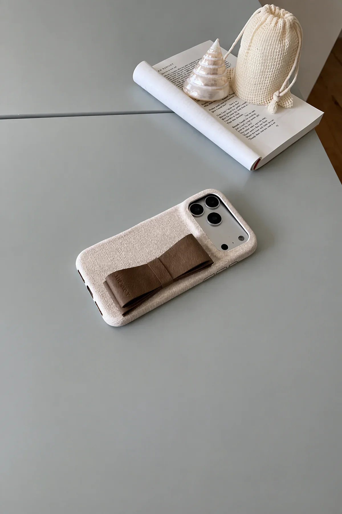 Gift Wrapped Pink Crocodile-Look Phone Case