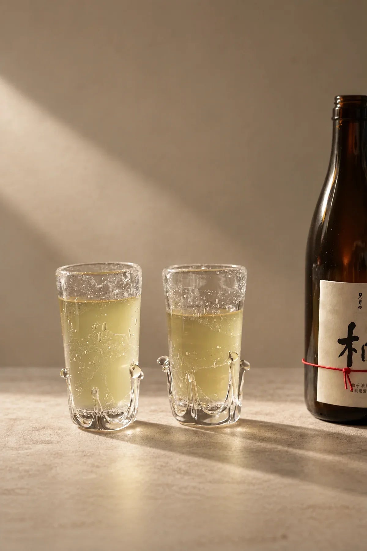 Crown Fizz Clear Glass Drinking Cup