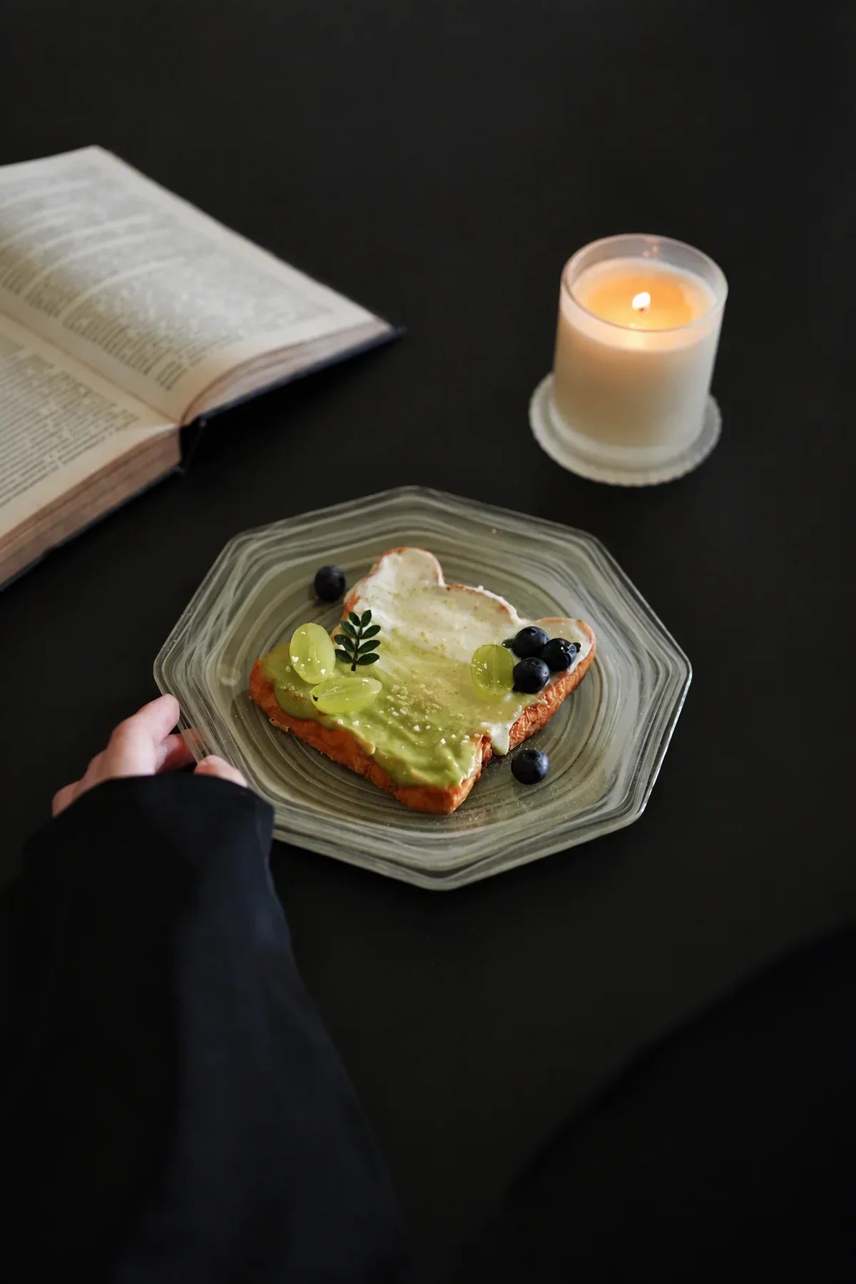Meadow Orbit Sage Glass Serving Plate