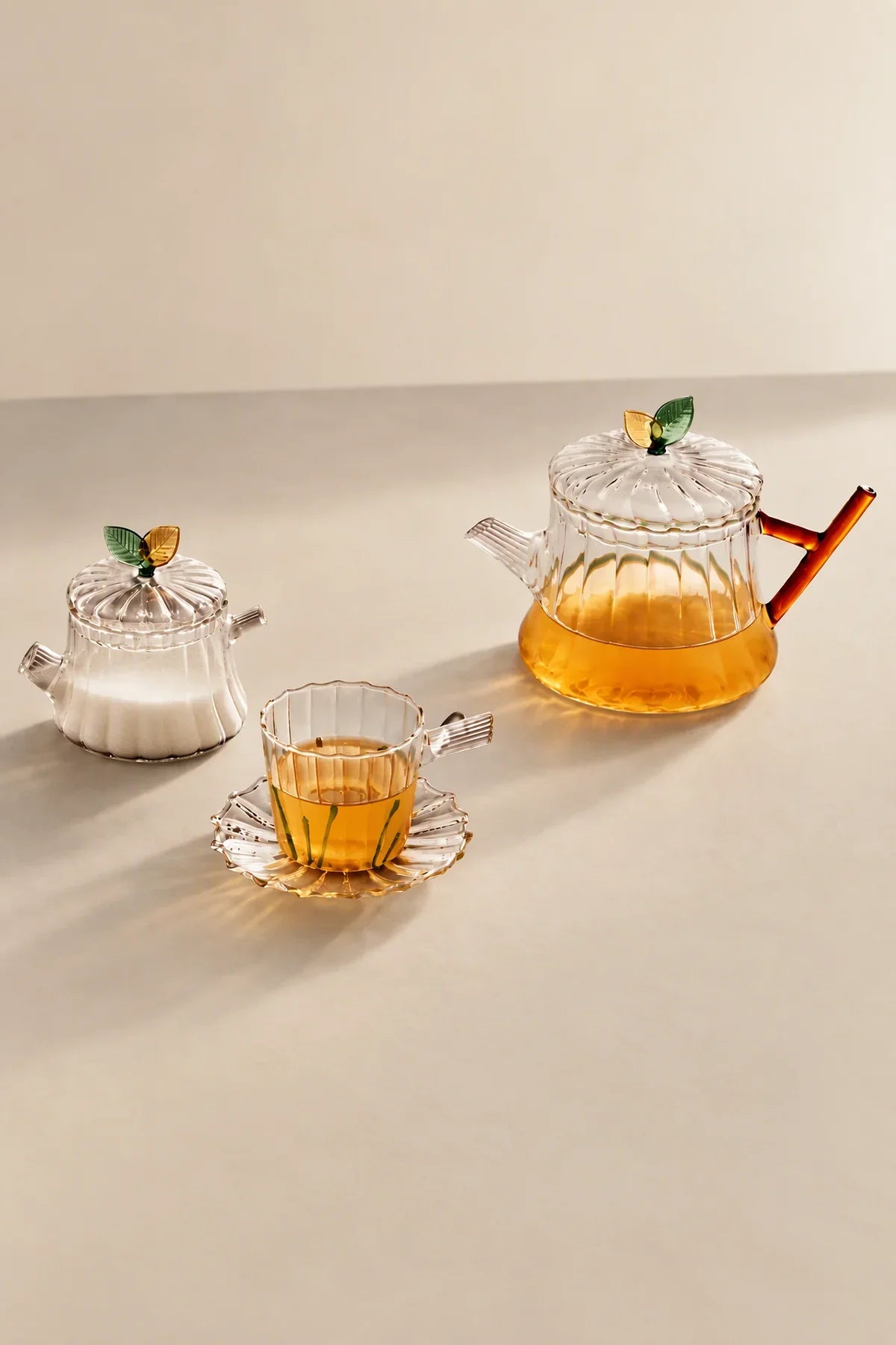 Wildwood Clear Glass Teapot