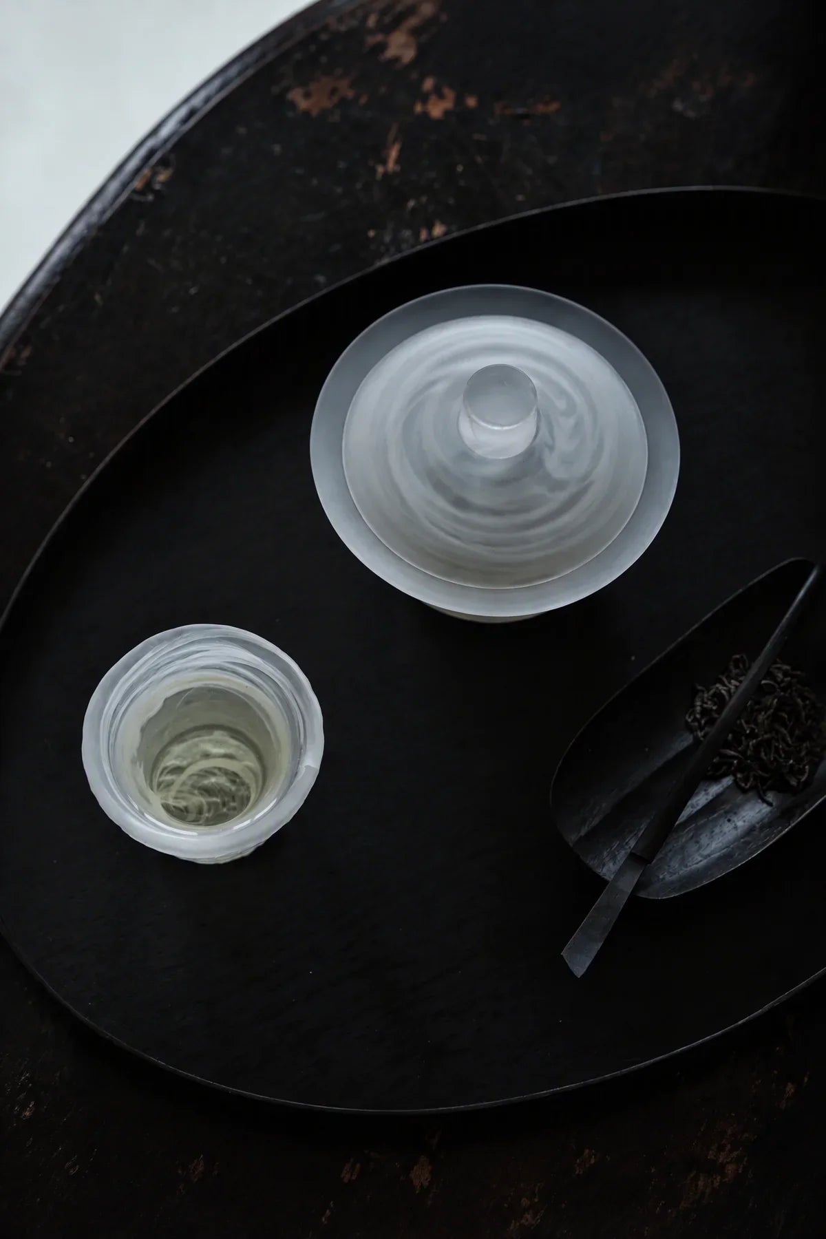 Cloud Current Frosted White Glass Gaiwan Tea Set