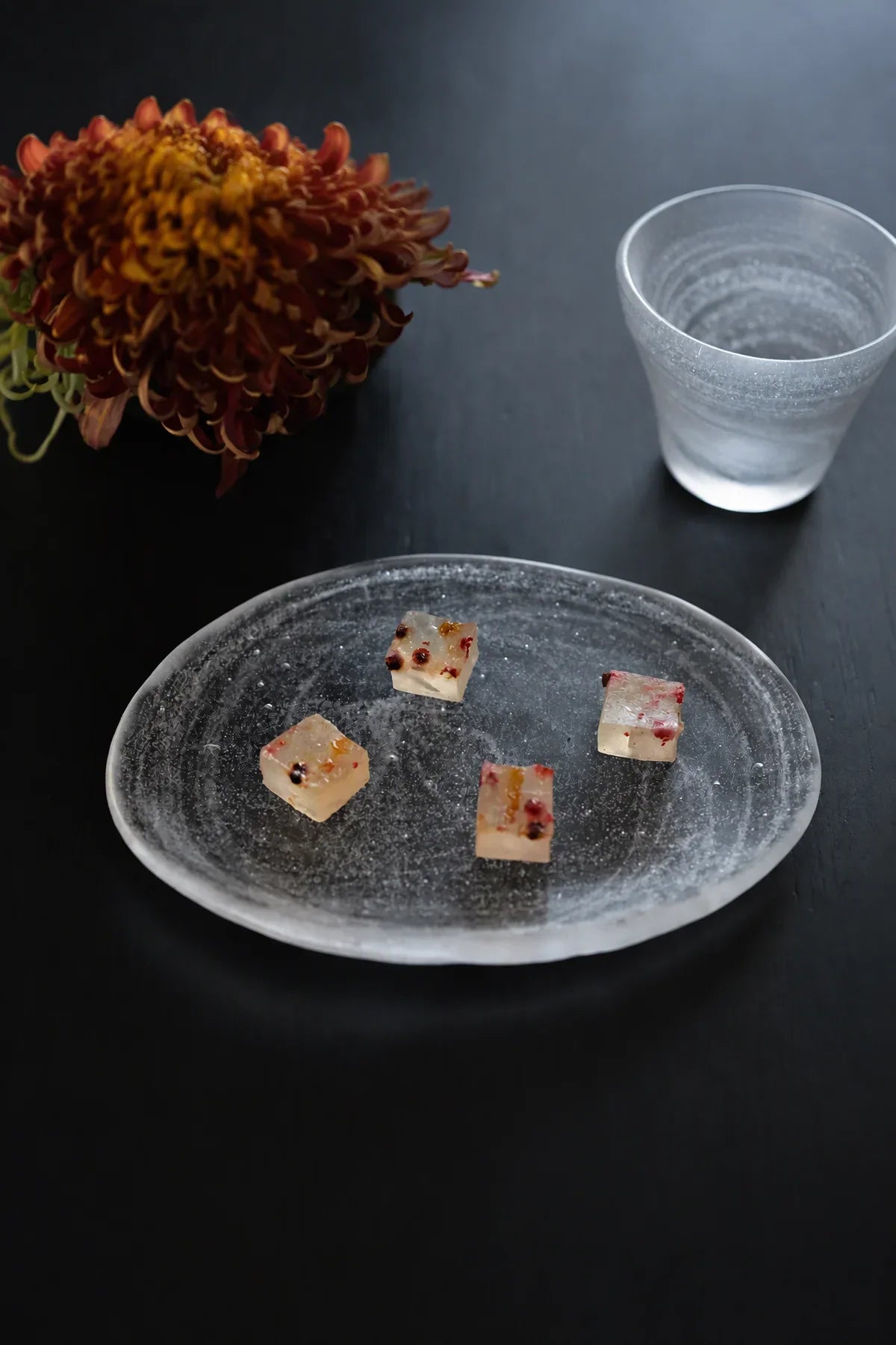 Frozen Tide Frosted Clear Glass Serving Plate