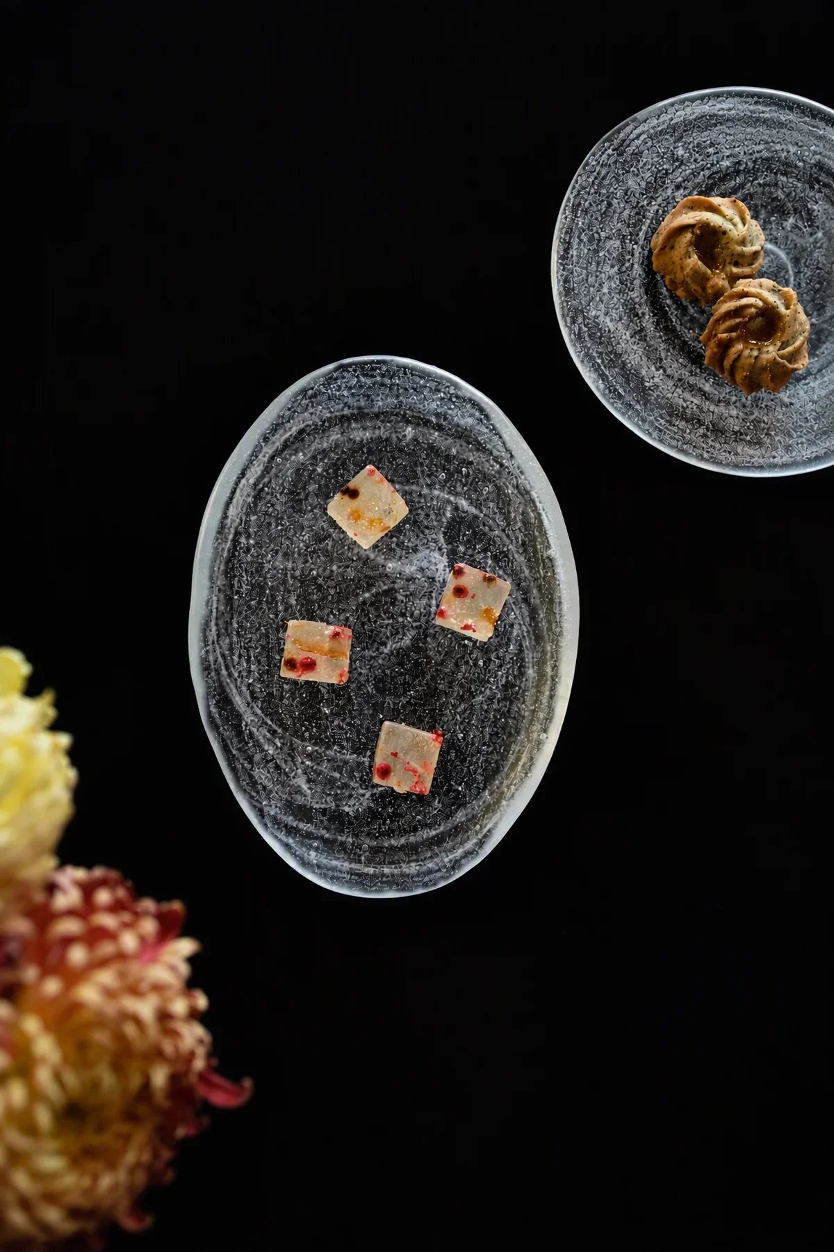 Frozen Tide Frosted Clear Glass Serving Plate
