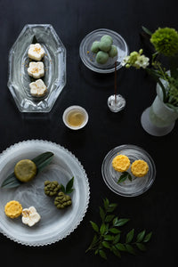 Cloud Current White-Swirl Glass Snack Plate