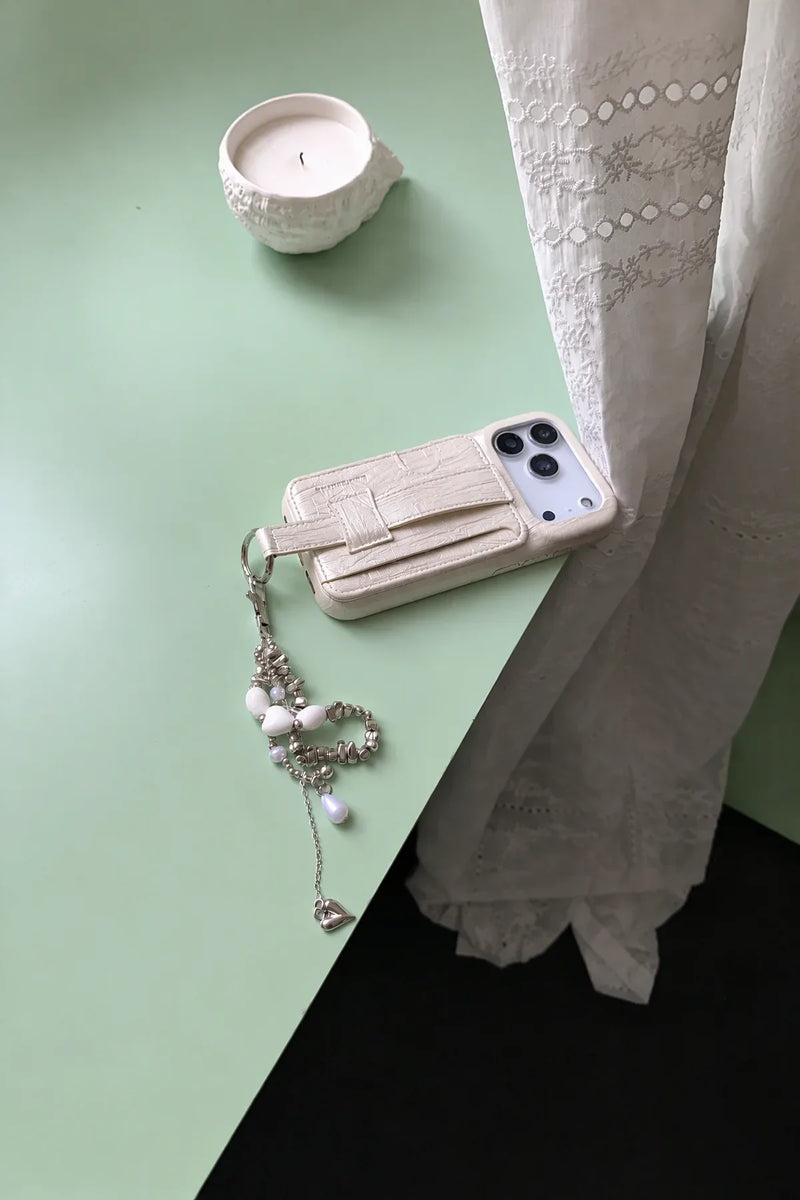 Crumple Cream Leather-Look Phone Case