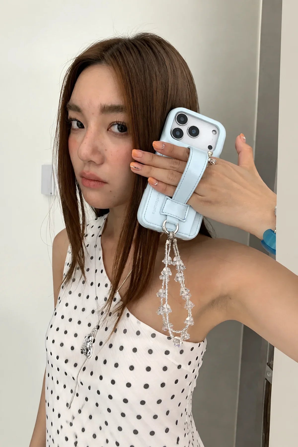 Handheld Muse Blue Leather-Look Phone Case