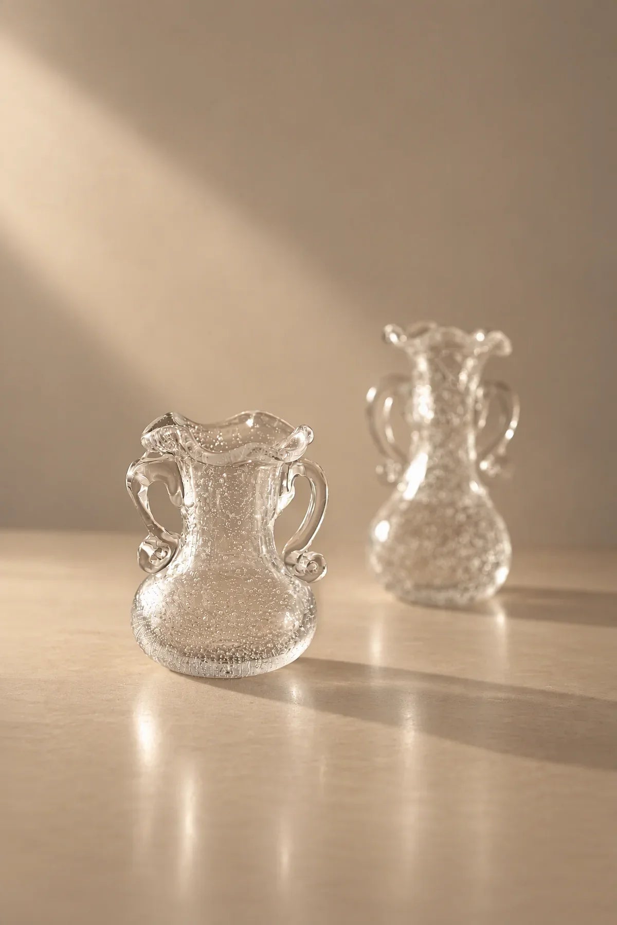 Ribbon Dance White Spiral Glass Flower Vase